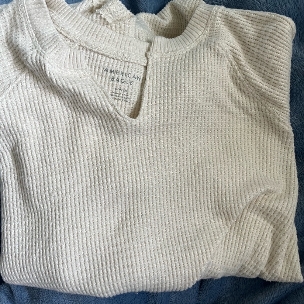 American eagle, buttery soft long sleeve.